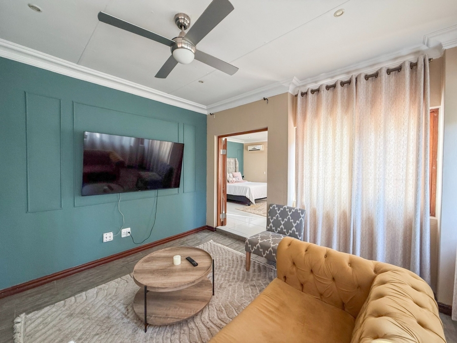 4 Bedroom Property for Sale in Eagles Landing North West